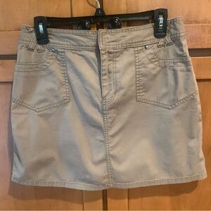 Sonoma Skort 
Size 8